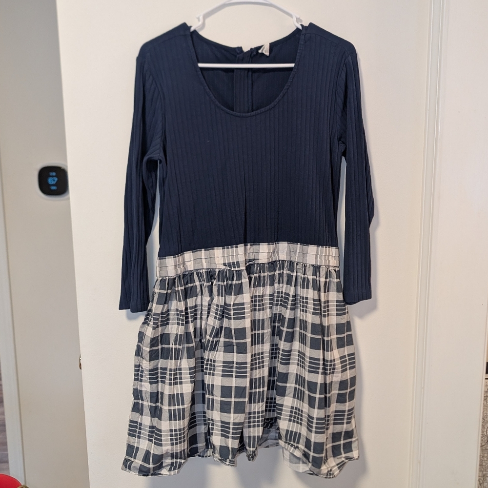 Kate Quinns Women Dress